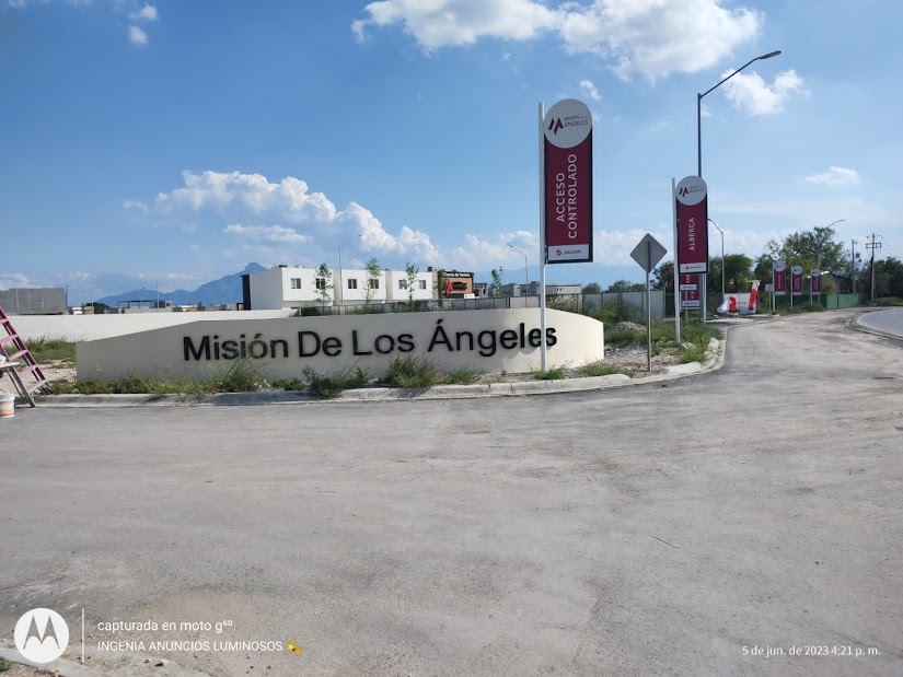 Letras 3D LED en Monterrey - Ingenia Anuncios Luminosos